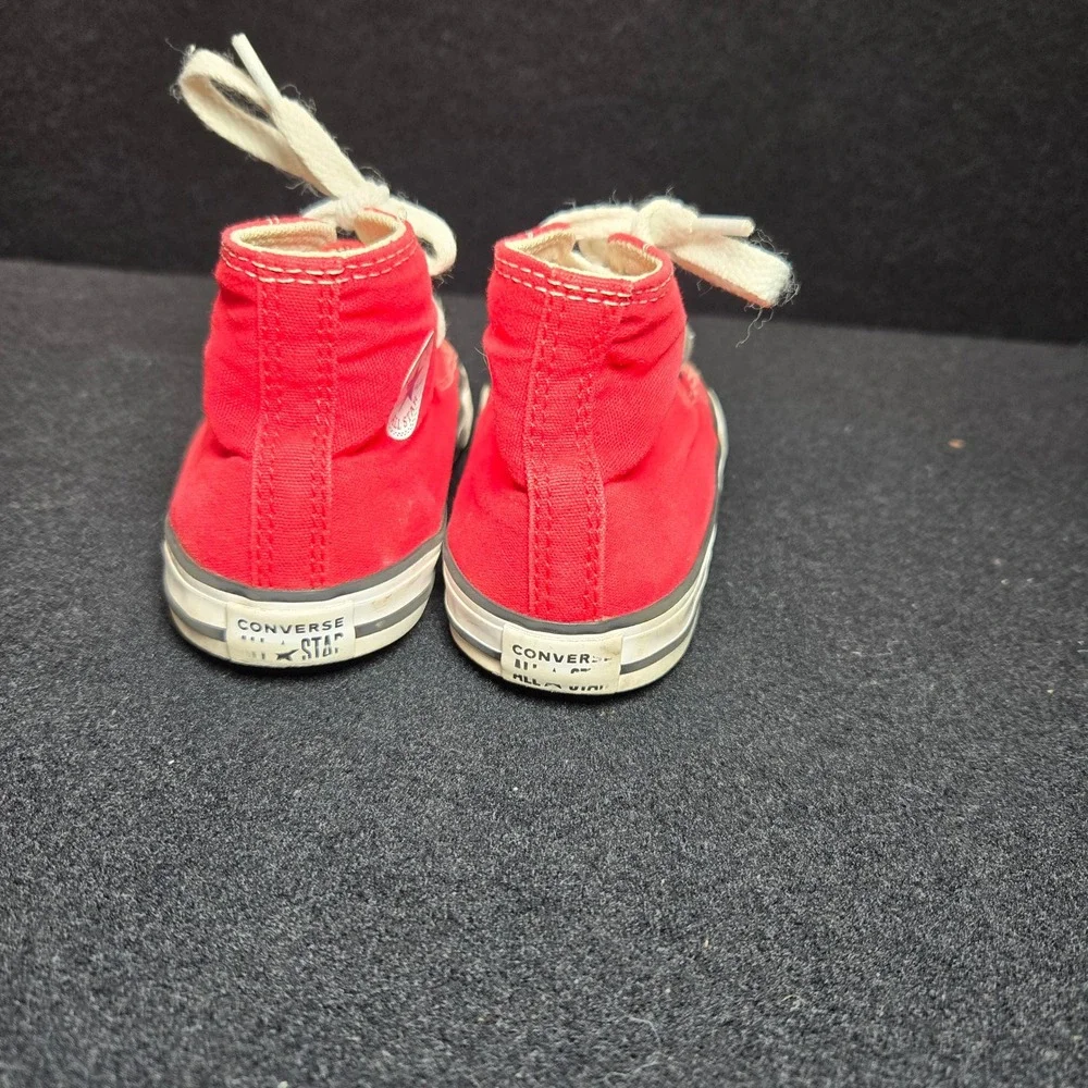 Converse Chuck Taylor All Star Red High Top Sneakers Kids Infant Size 9 7J232